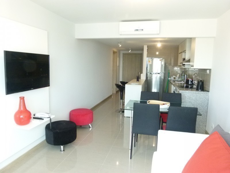 Departamento de un dormitorio y medio en edificio con amenities