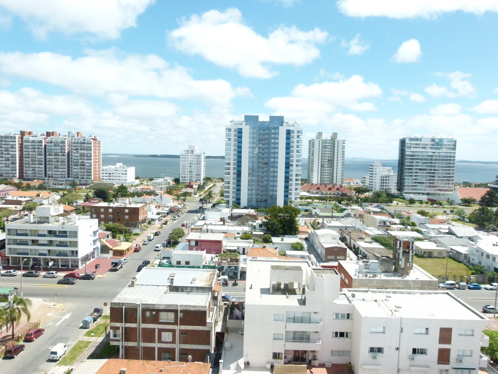Departamento de un dormitorio y medio en edificio con amenities