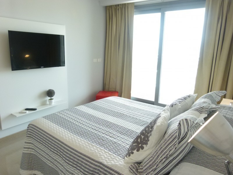 Departamento de un dormitorio y medio en edificio con amenities