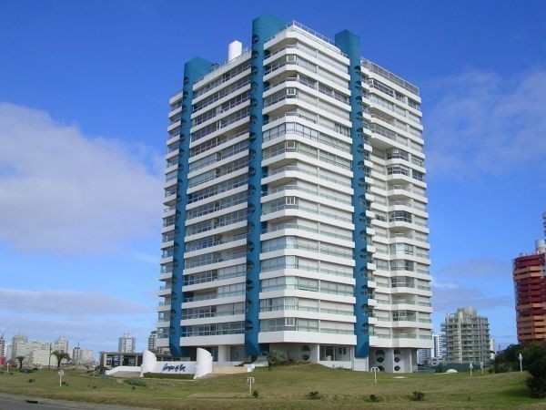 Departamento en venta en edificio Estrella de Mar, Punta del Este