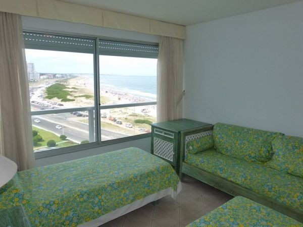Departamento en venta en edificio Estrella de Mar, Punta del Este