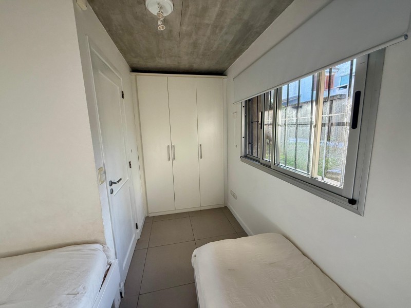 Departamento en alquiler en Montoya cerquita del agua. Triplex en La Barra