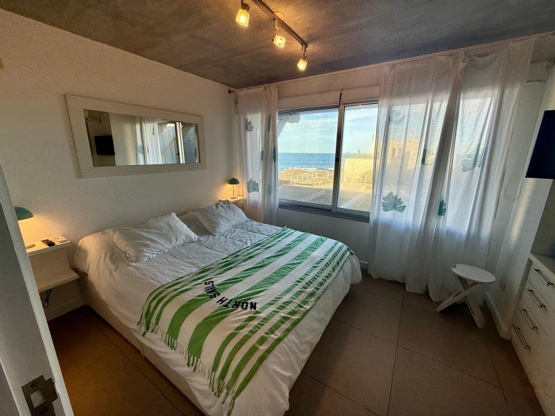 Departamento en alquiler en Montoya cerquita del agua. Triplex en La Barra