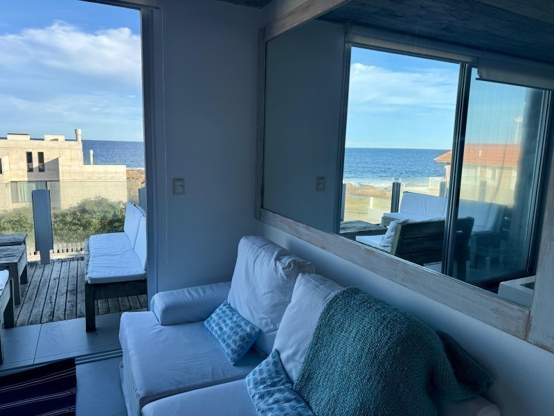 Departamento en alquiler en Montoya cerquita del agua. Triplex en La Barra