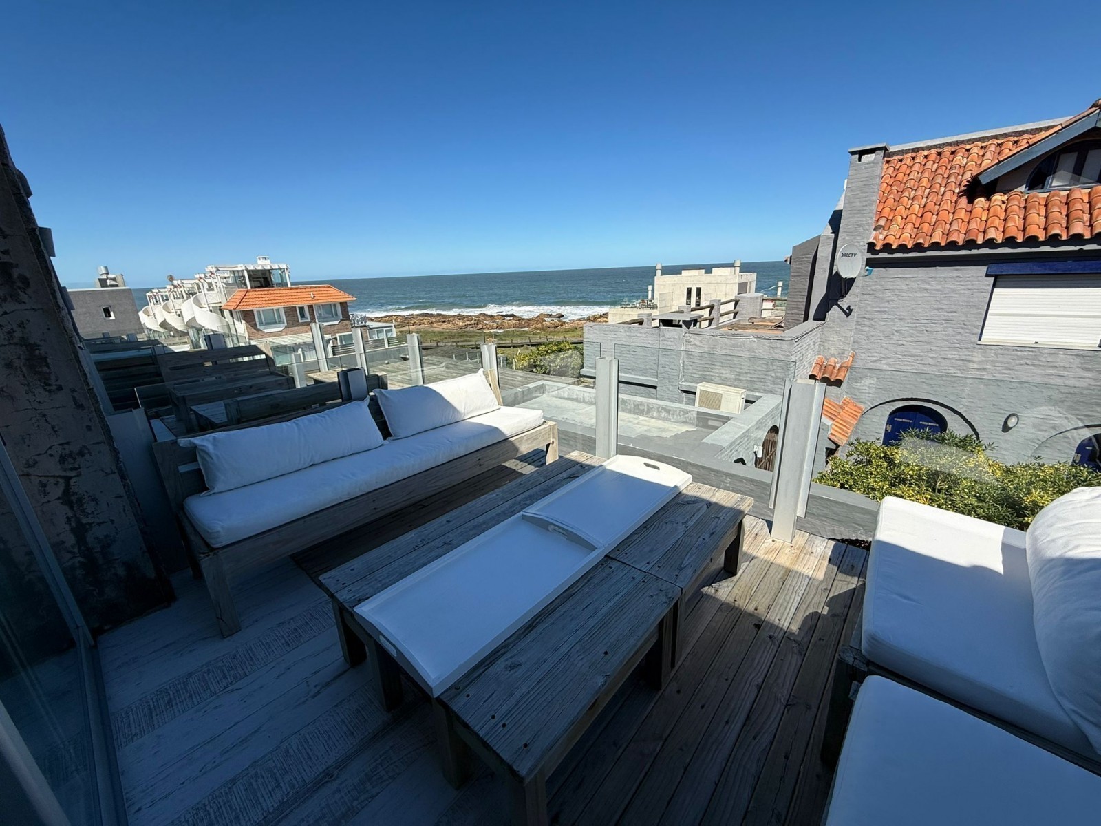 Departamento en alquiler y venta en La Barra de la ruta al mar.