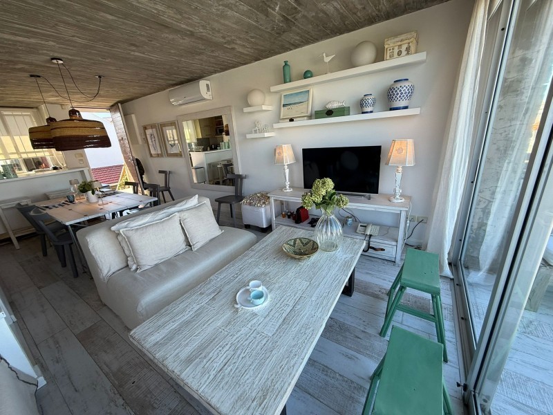 Departamento en alquiler y venta en La Barra de la ruta al mar.