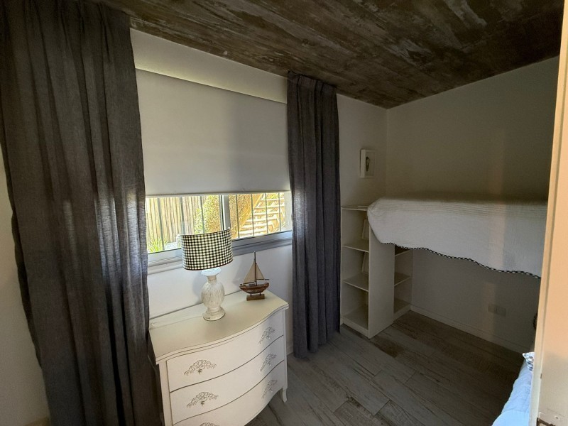 Departamento en alquiler y venta en La Barra de la ruta al mar.