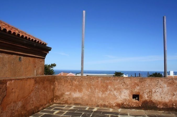 Casa de cinco dormitorios en alquiler en Montoya