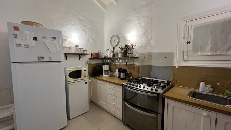 Casa de cinco dormitorios en alquiler en Montoya