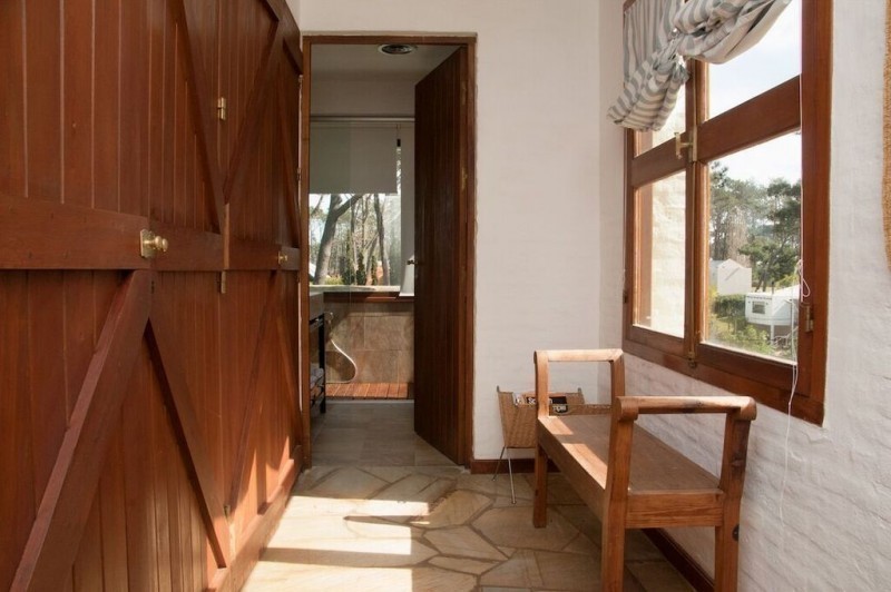 Excelente casa en alquiler en La Barra con piscina climatizada