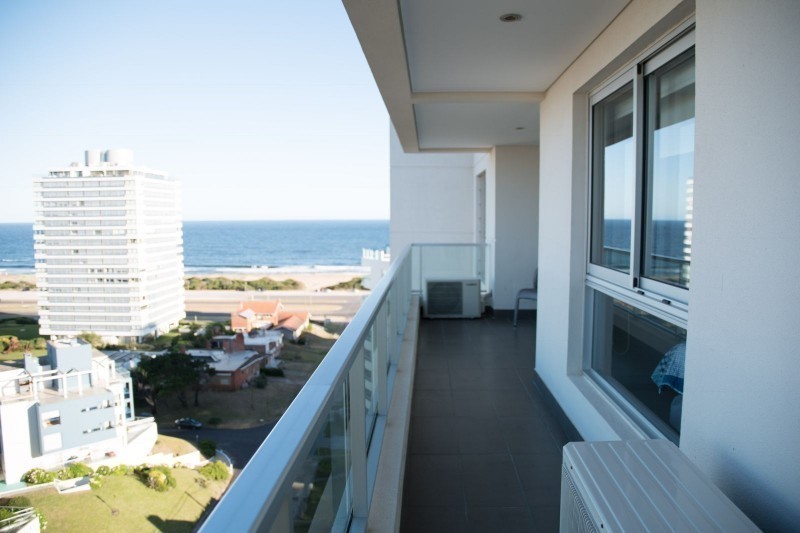 Torre Wind Tower, departamento nuevo 2 dorm con vistas a Playa Brava.