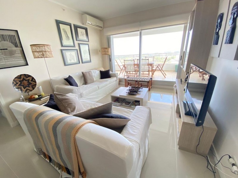 Forest Tower II, Excepcional Pent house para alquiler en Torre de categoría.