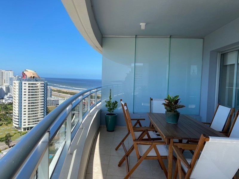 Forest Tower II, Excepcional Pent house para alquiler en Torre de categoría.