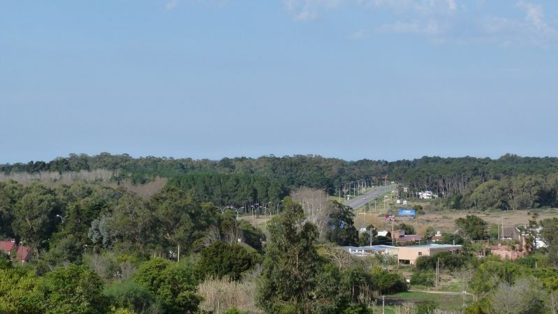 Muy buen terreno en la zona de las grutas con excelente vista al mar