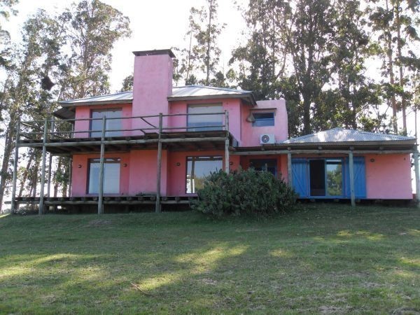 Muy linda chacra en la zona de Los Ceibos con muy buena casa.