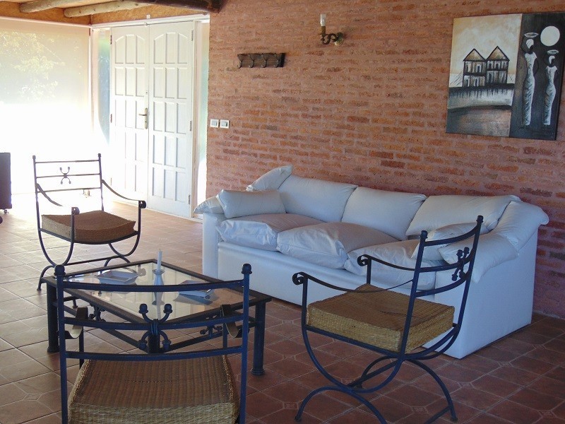 Casa en alquiler en Balneario Buenos Aires.