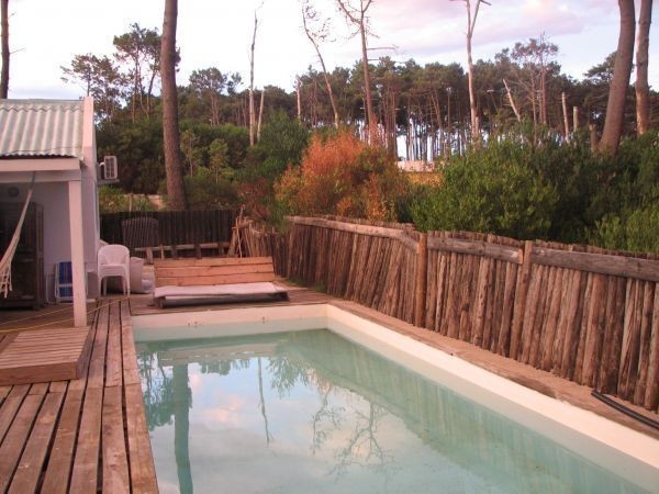 Casa en alquiler y venta , con pileta en Montoya, La Barra