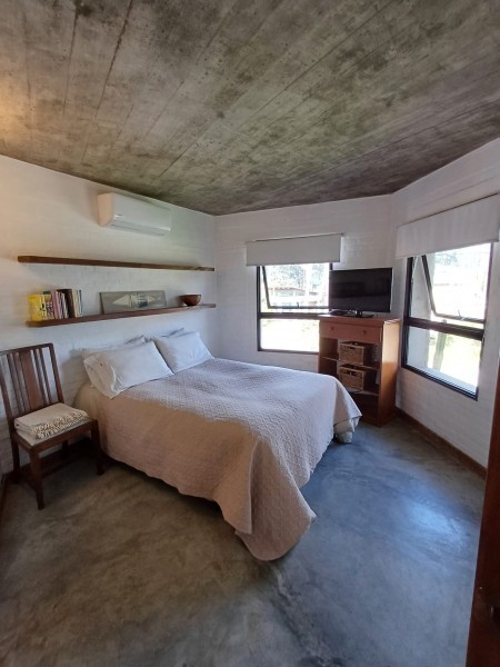 Casa en alquiler sobre Montoya, La Barra.