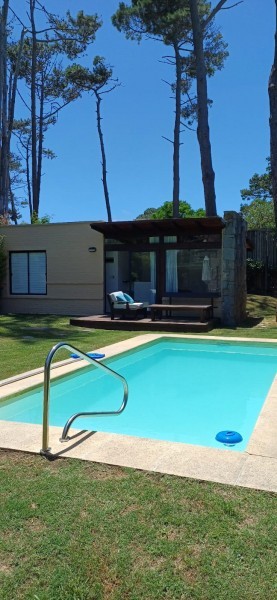 Casa en alquiler sobre Montoya, La Barra.