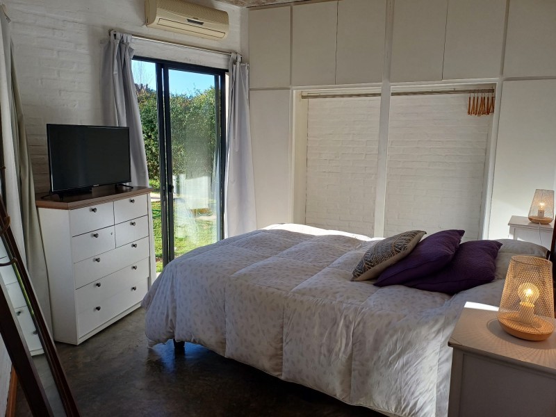 Casa en alquiler sobre Montoya, La Barra.