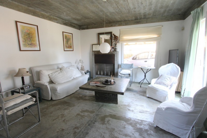 Casa en alquiler una cuadra del arroyo de La Barra.