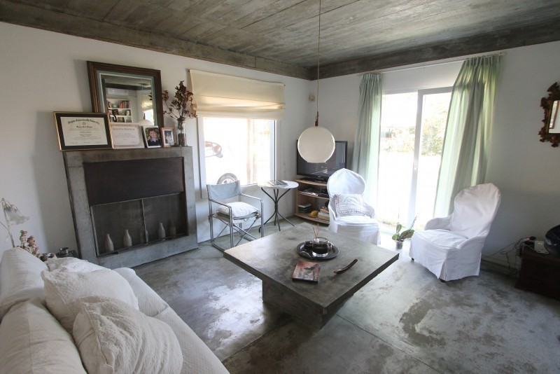 Casa en alquiler una cuadra del arroyo de La Barra.