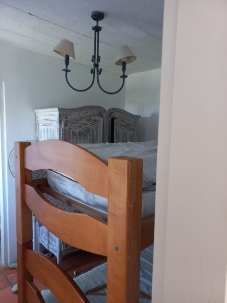 Casa en alquiler, excelente ubicación en el bosque de Montoya, La Barra con vista al mar.