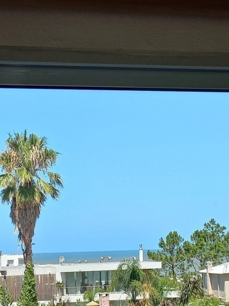 Casa en alquiler, excelente ubicación en el bosque de Montoya, La Barra con vista al mar.