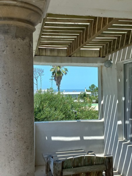 Casa en alquiler, excelente ubicación en el bosque de Montoya, La Barra con vista al mar.