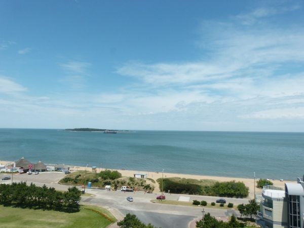 Departamentos con increíbles vistas a toda la bahía y puestas de sol!