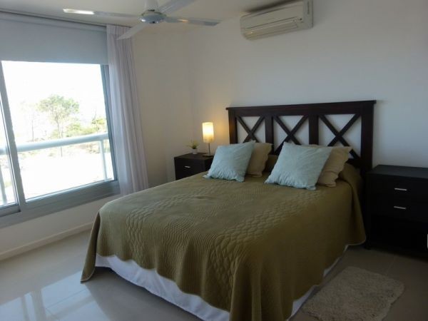 Departamento en alquiler en edificio con muy buenos servicios!
