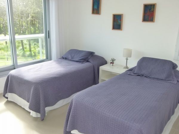 Departamento en alquiler en edificio con muy buenos servicios!
