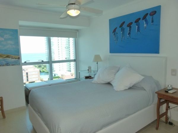 Departamento en alquiler a dos cuadras de Playa Mansa.