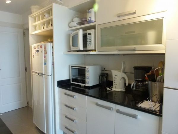 Departamento en alquiler a dos cuadras de Playa Mansa.