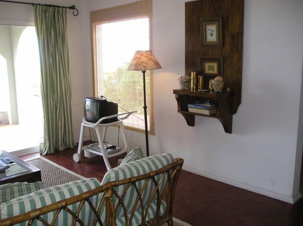 Casa en alquiler en lo mejor de El Chorro con vista al mar.