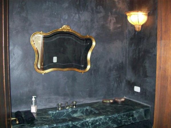 En venta sofisticada residencia en chacras de Medellín.