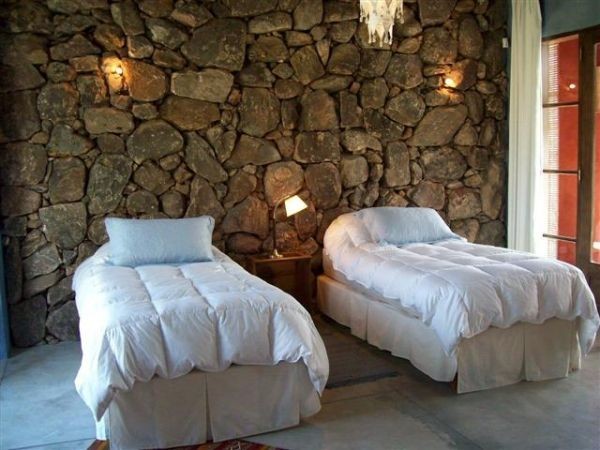 En venta sofisticada residencia en chacras de Medellín.