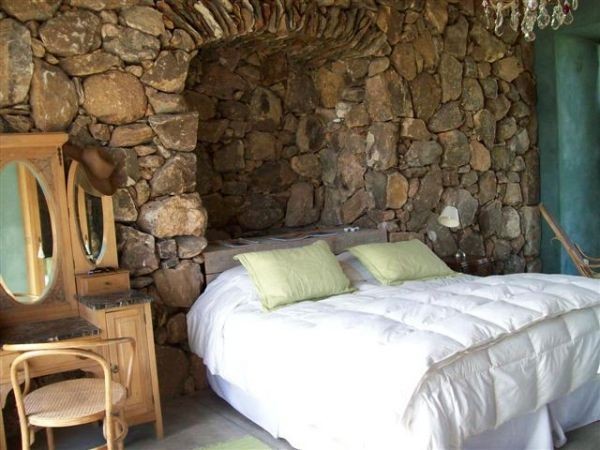 En venta sofisticada residencia en chacras de Medellín.