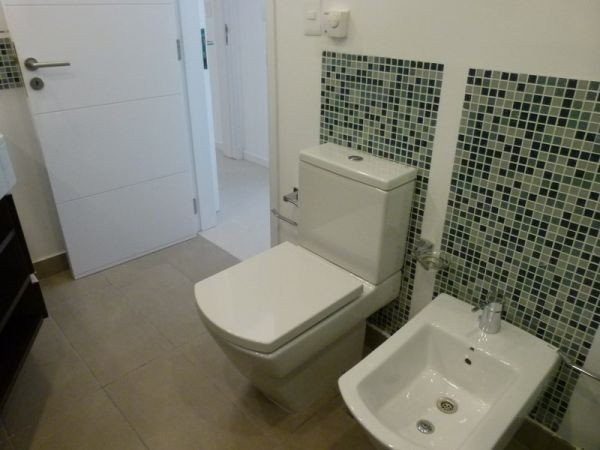 Hermoso departamento para alquiler en Torre de primel nivel.
