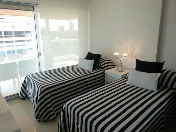 Hermoso departamento para alquiler en Torre de primel nivel.
