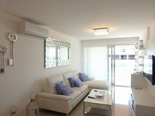 Hermoso departamento para alquiler en Torre de primel nivel.