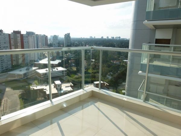 Excepcional departamento para alquilar en Torre de categoría.