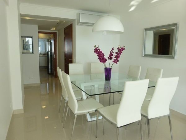 Excepcional departamento para alquilar en Torre de categoría.