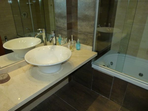 Excepcional departamento para alquilar en Torre de categoría.