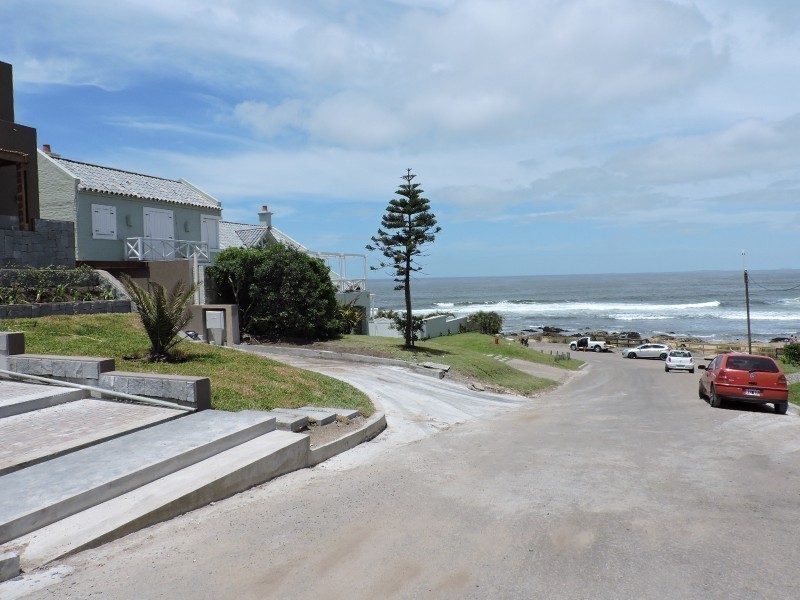 Departamento a la venta de la ruta al mar en Manantiales 