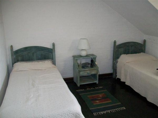 Importante casa en alquiler en La Barra de la ruta al mar.