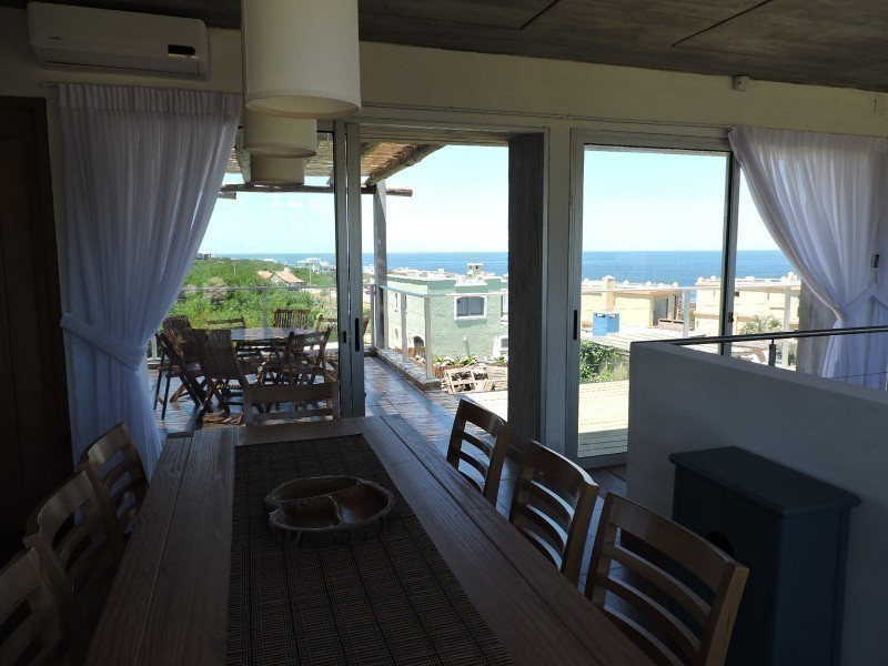 Casa en El Chorro con piscina y vista al mar 
