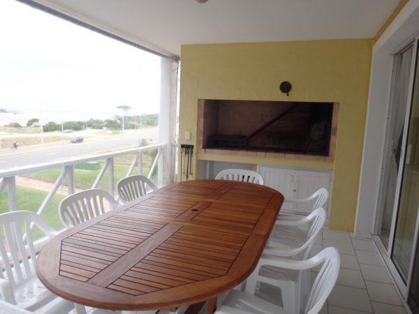 Departamento en alquiler con vista al mar en La Barra