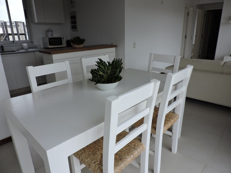 Departamento en alquiler y venta en Manantiales La Barra