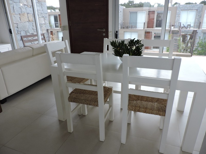 Departamento en alquiler y venta en Manantiales La Barra